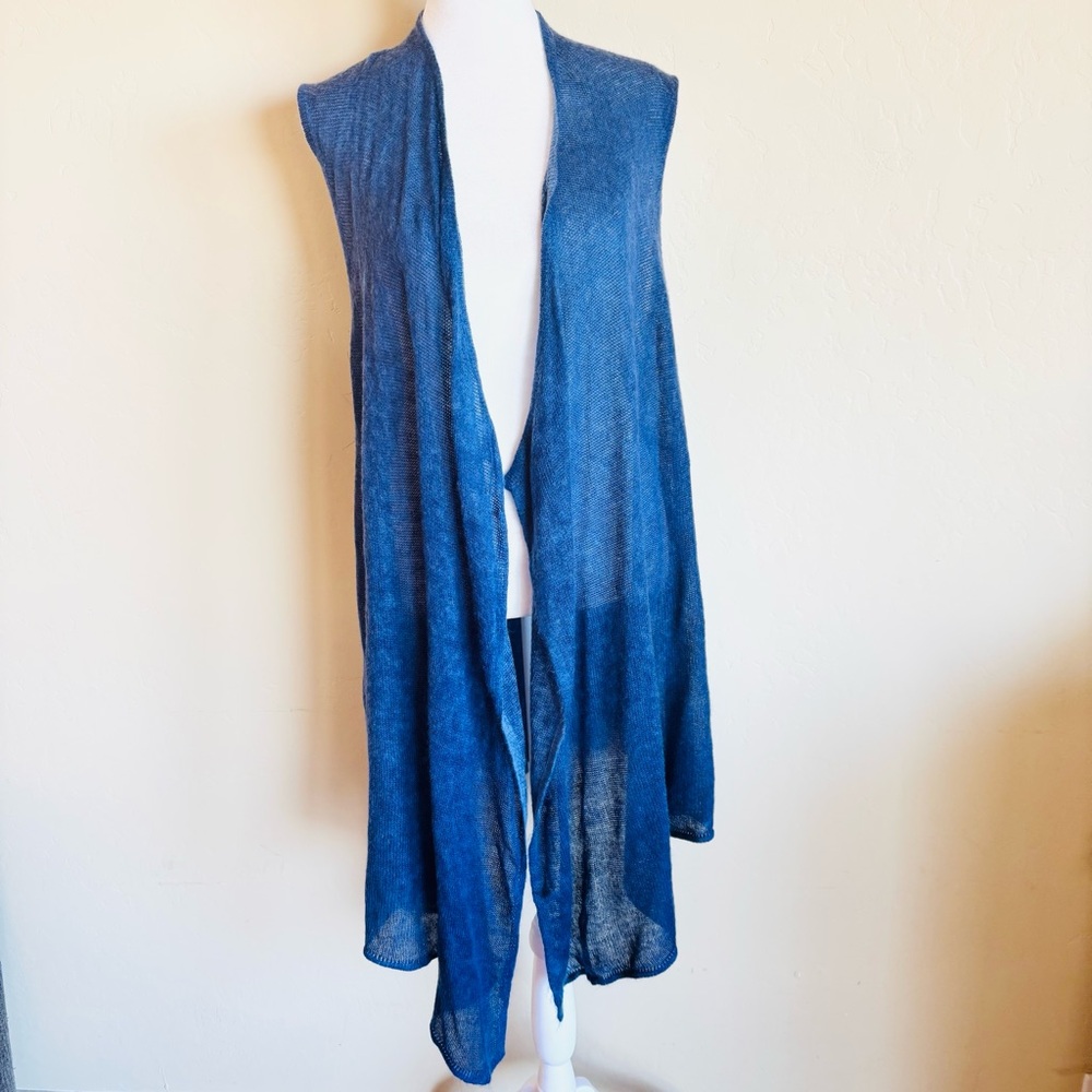 Chico’s Soft Knit Blue Sleeveless Duster Cardigan - Picture 5 of 5